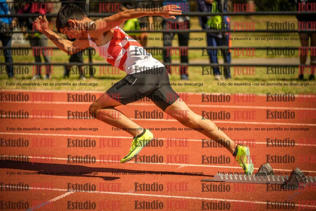 Fotos de los 400 m llanos de varones