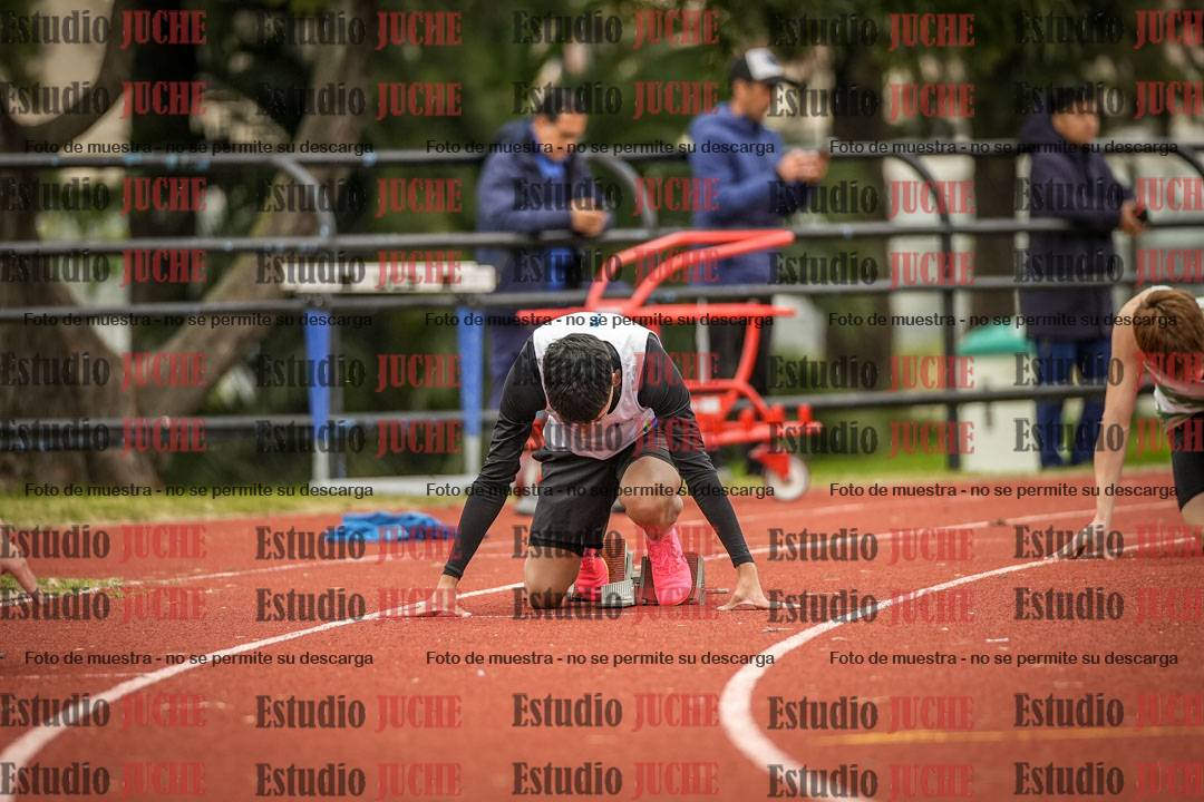 Fotos de los 200 m llanos de varones