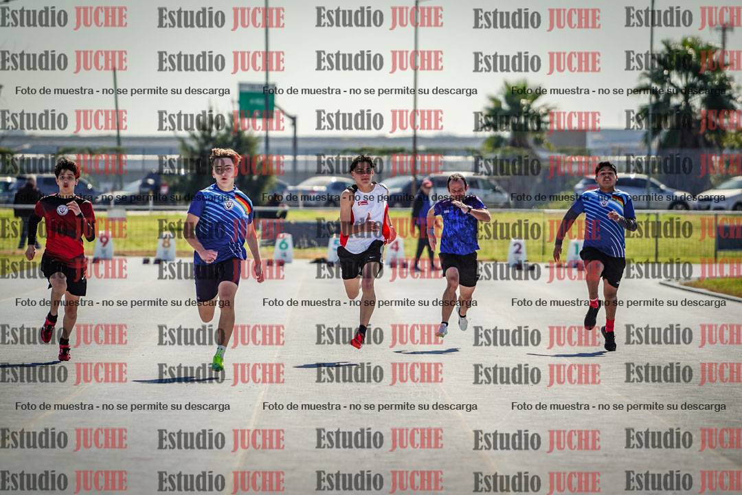 Fotos de los 100 m llanos de varones