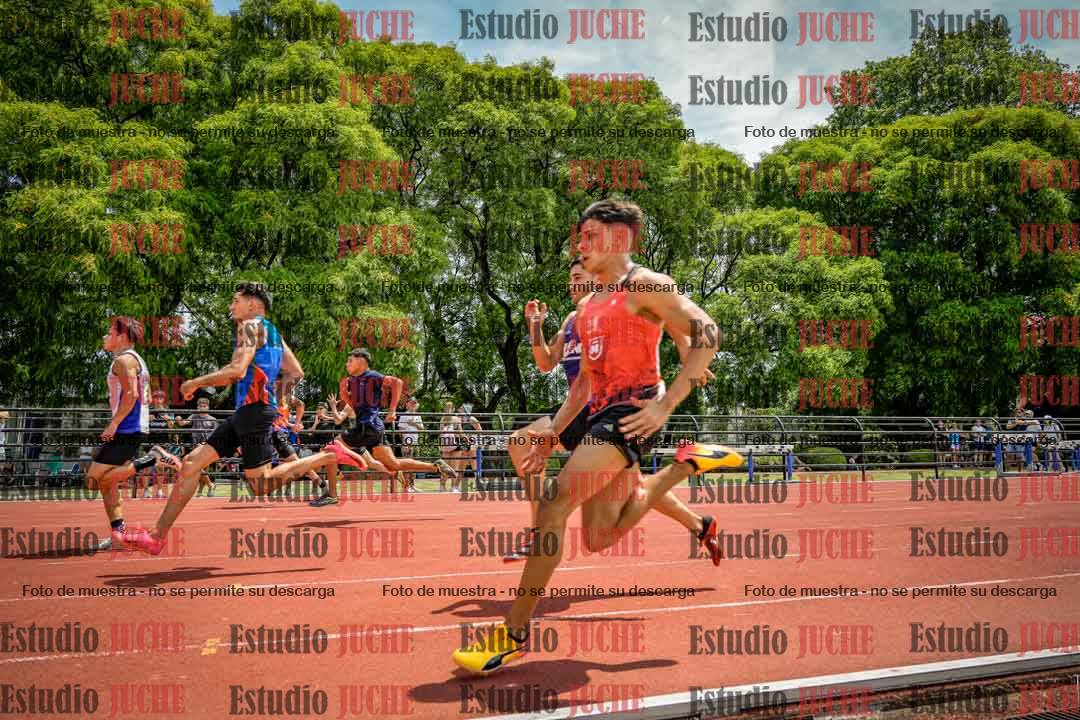 Fotos de los 100 m llanos de varones