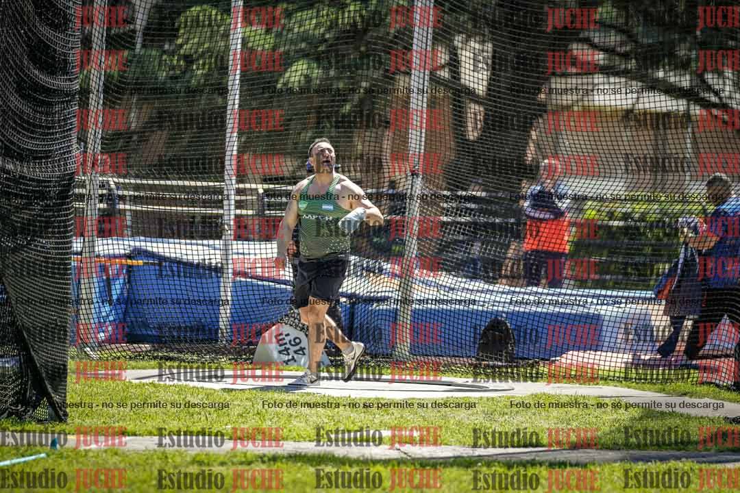 Fotos del lanzamiento de martillo de varones