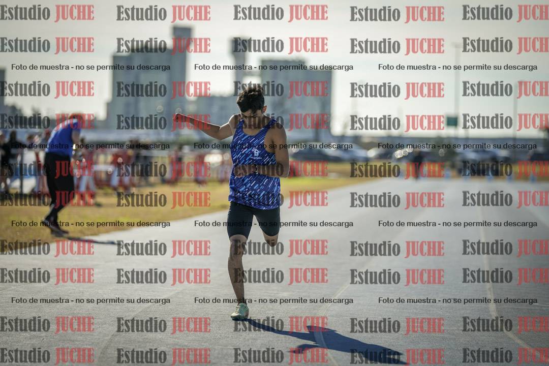 Fotos de los 400 m llanos de varones