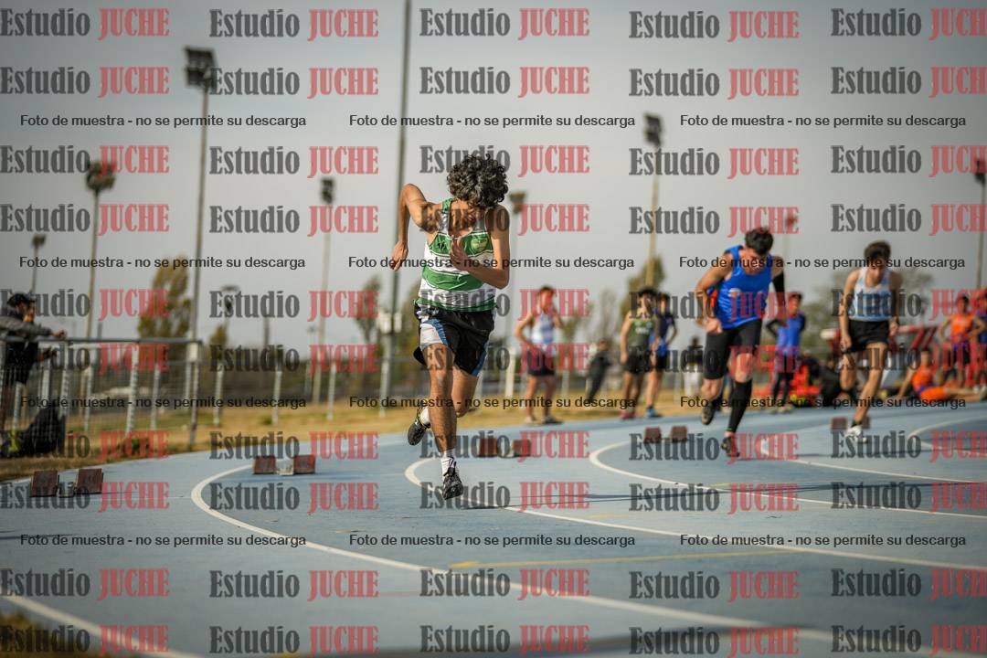 Fotos de los 200 m llanos de varones