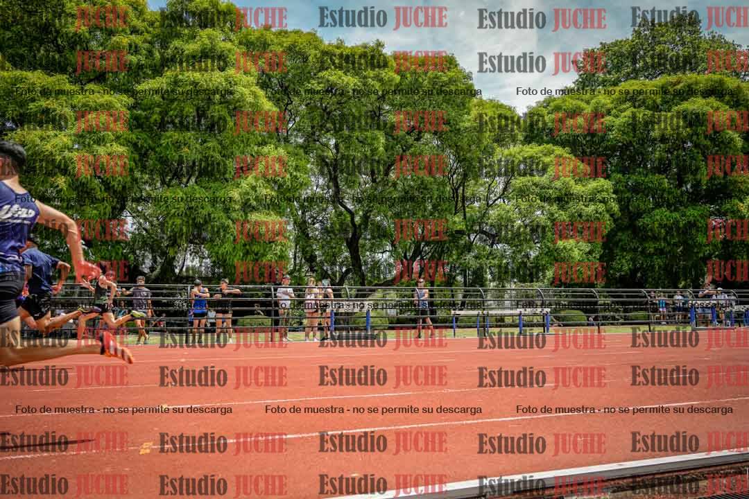 Fotos de los 100 m llanos de varones
