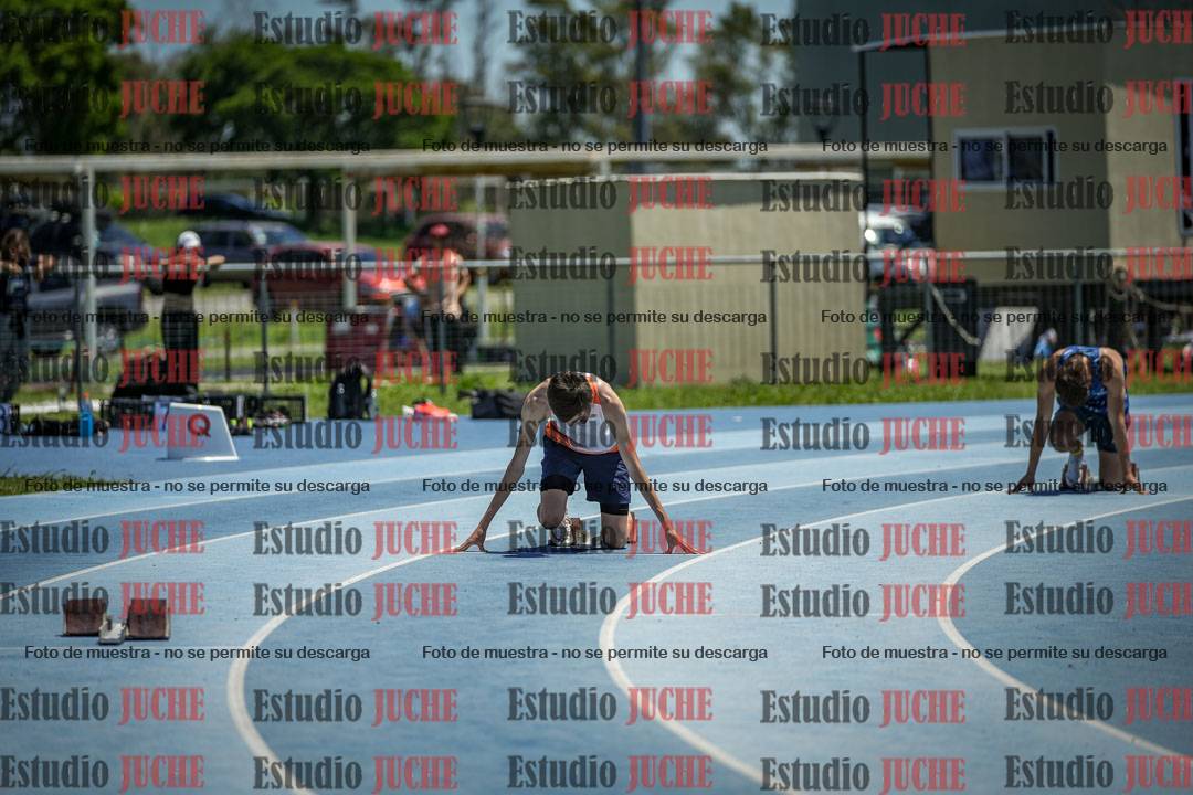 Fotos de los 400 m con vallas de varones