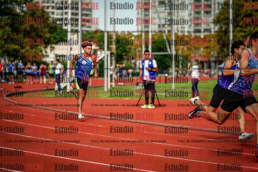 Fotos de los 200 m llanos de varones
