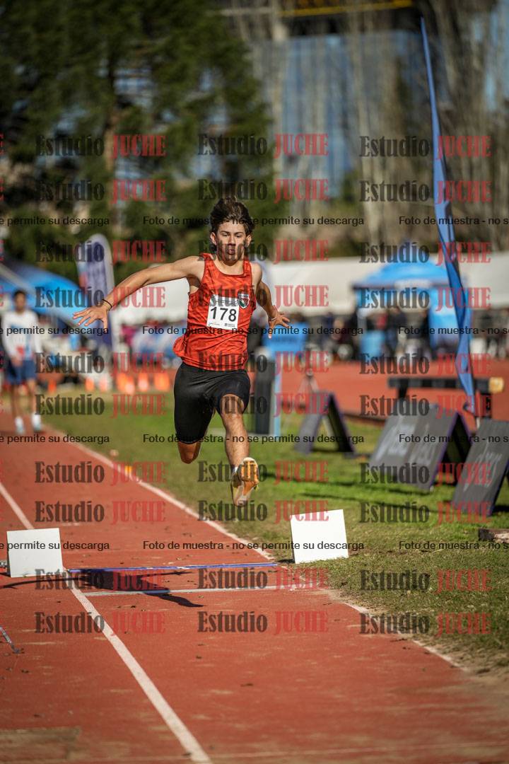 Fotos del salto triple de varones