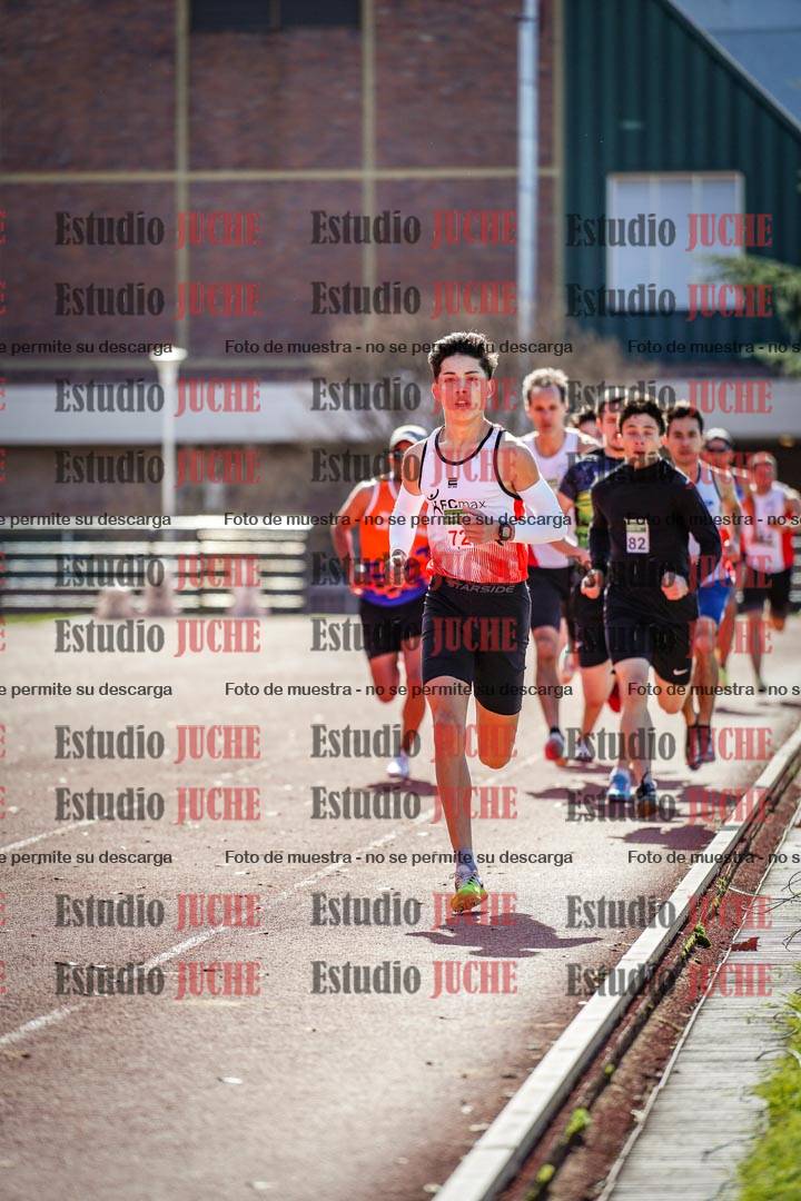 Fotos de los 800 m llanos de varones