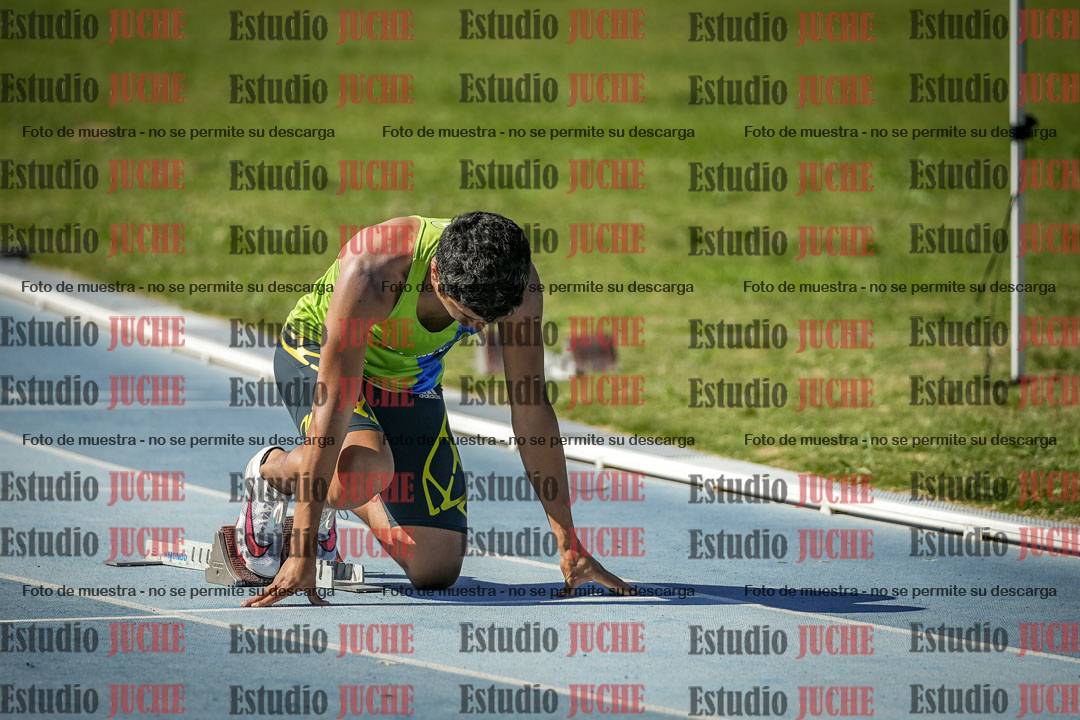 Fotos de los 400 m llanos de varones