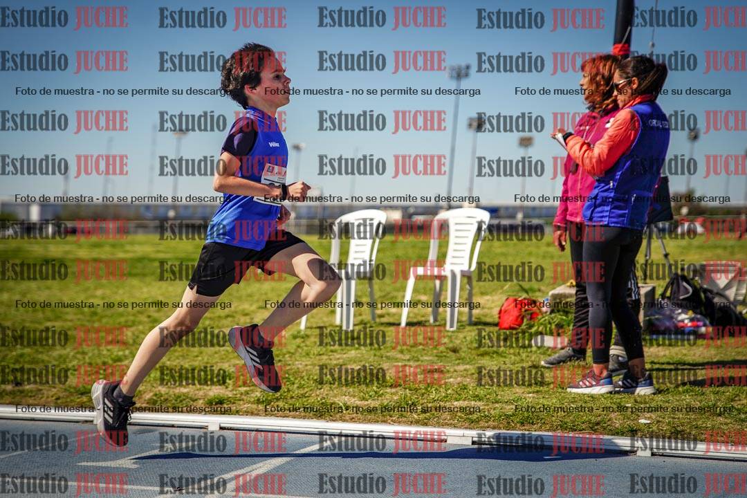 Fotos de los 1000 m llanos de varones