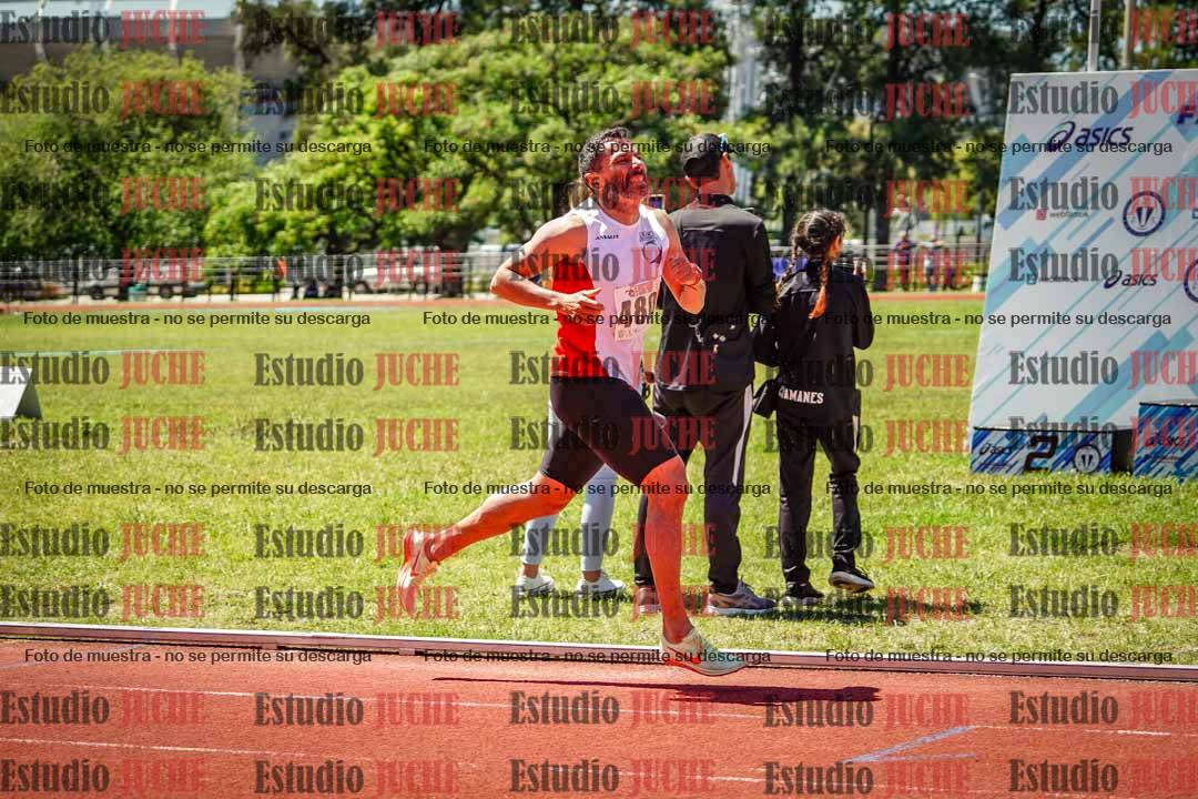 Fotos de los 800 m llanos de varones