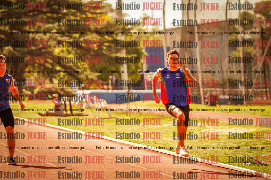 Fotos de los 100 m llanos de varones