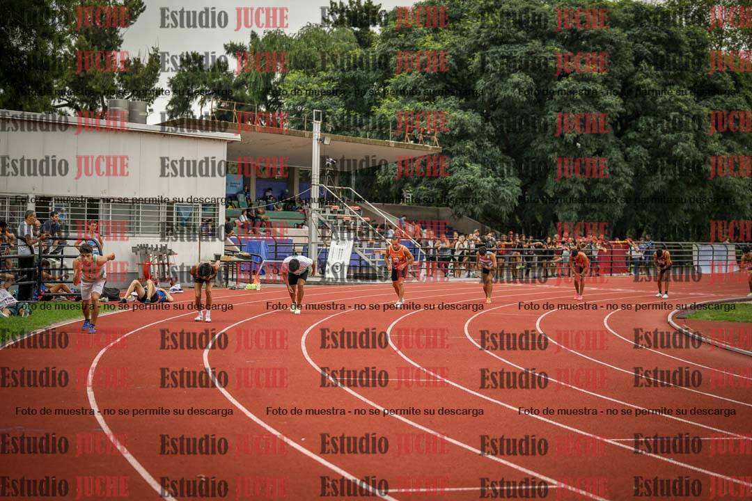Fotos de los 800 m llanos de varones