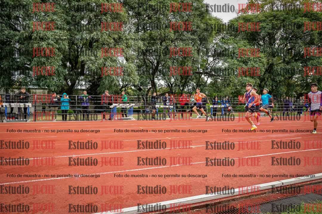 Fotos de los 100 m llanos de varones