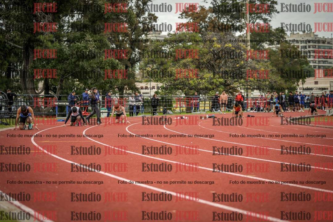 Fotos de los 200 m llanos de varones