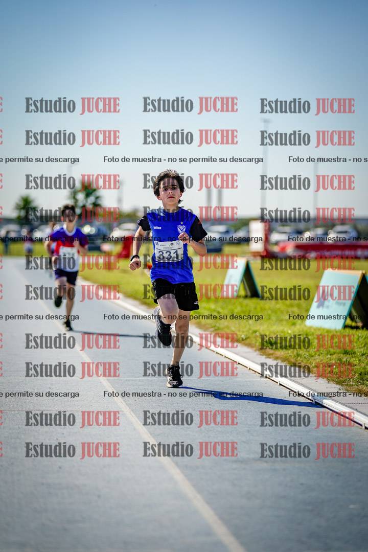 Fotos de los 1000 m llanos de varones