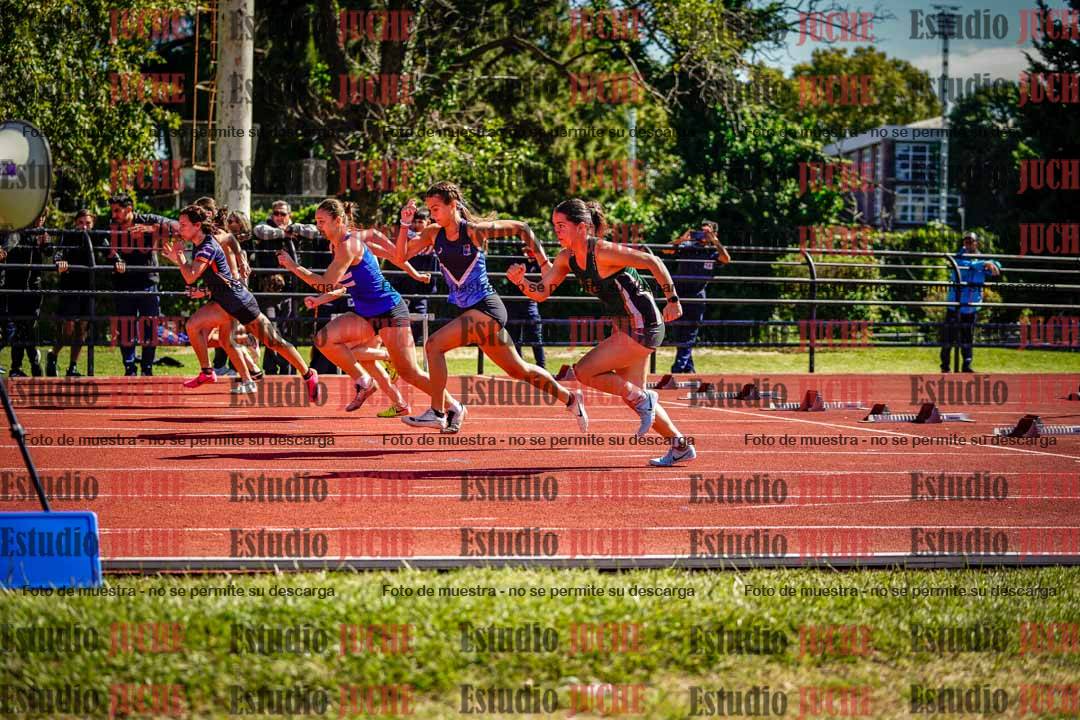 Fotos de los 100 m con vallas de mujeres