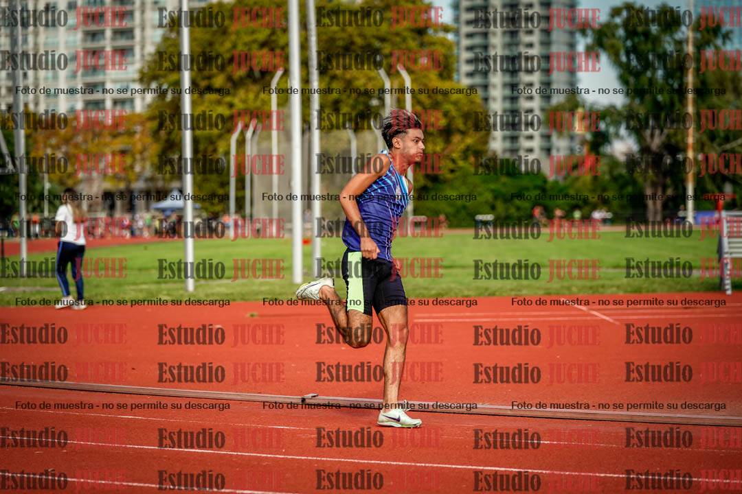 Fotos de los 200 m llanos de varones