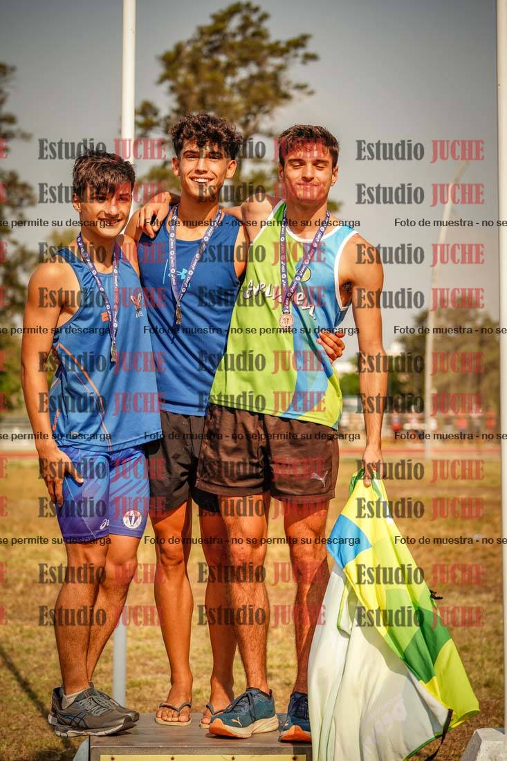Fotos de algunos podios y extras del torneo
