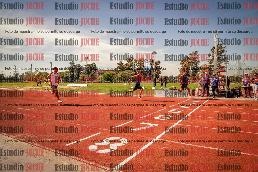 Fotos de los 100 m llanos de varones