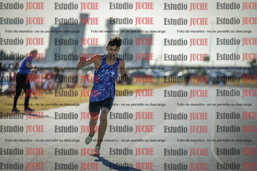 Fotos de los 400 m llanos de varones
