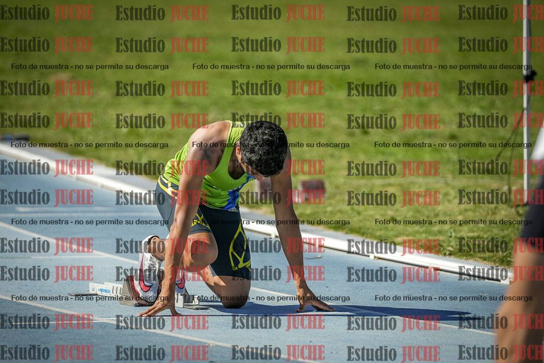 Fotos de los 400 m llanos de varones