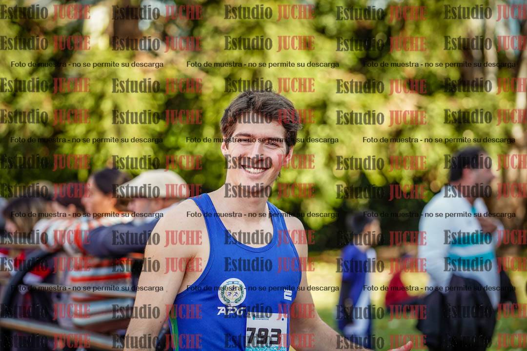 Fotos de los 800 m llanos de varones