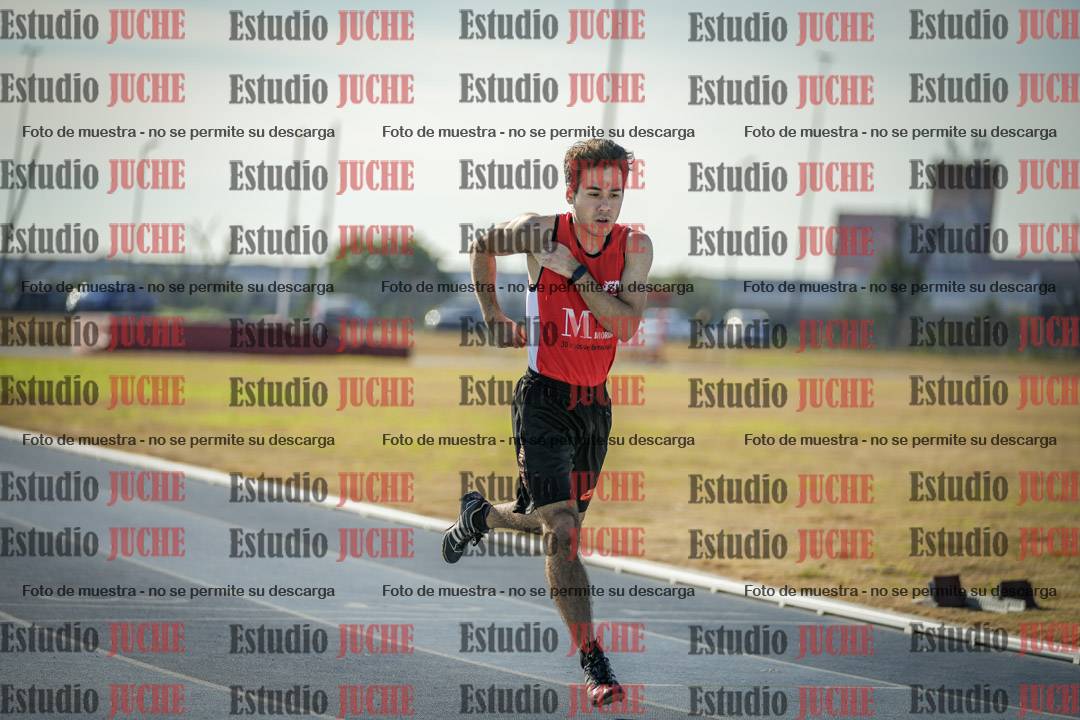 Fotos de los 400 m llanos de varones