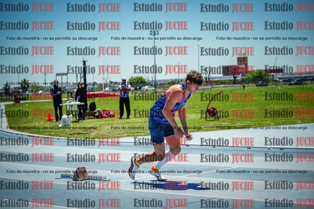Fotos de los 400 m con vallas de varones