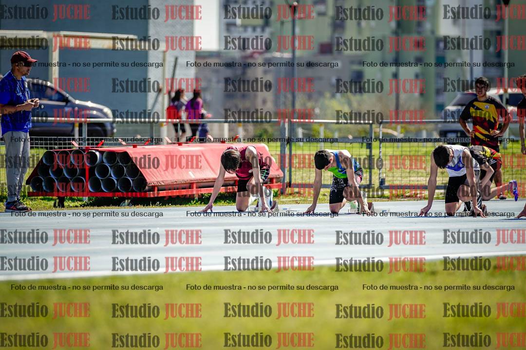 Fotos de los 100 m llanos de varones