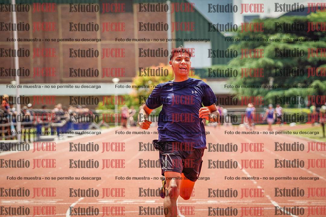 Fotos de los 100 m llanos de varones