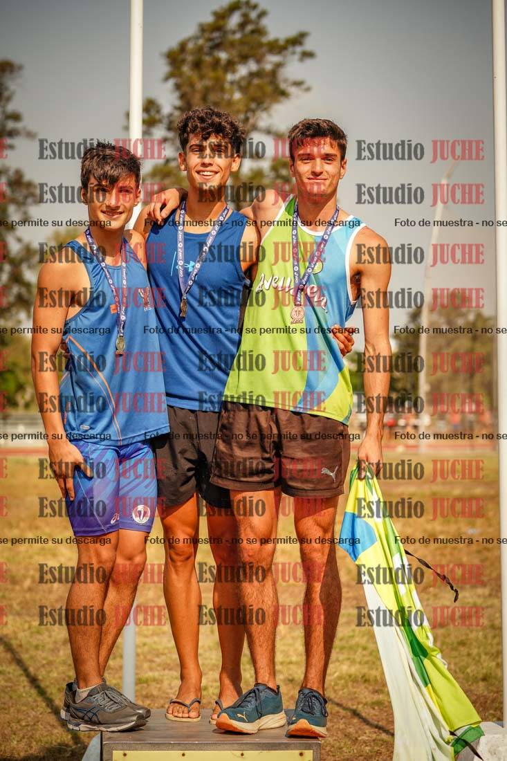 Fotos de algunos podios y extras del torneo