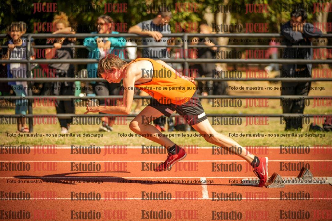 Fotos de los 400 m llanos de varones