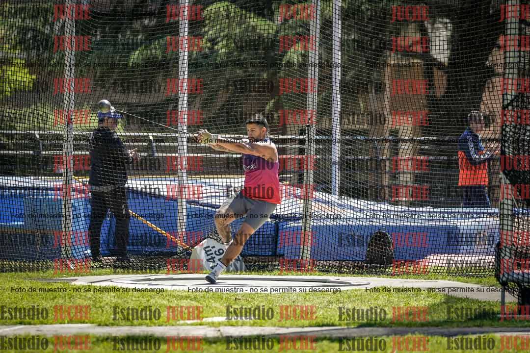 Fotos del lanzamiento de martillo de varones