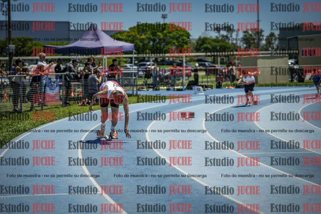 Fotos de los 400 m con vallas de varones