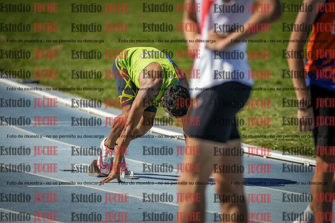 Fotos de los 400 m llanos de varones