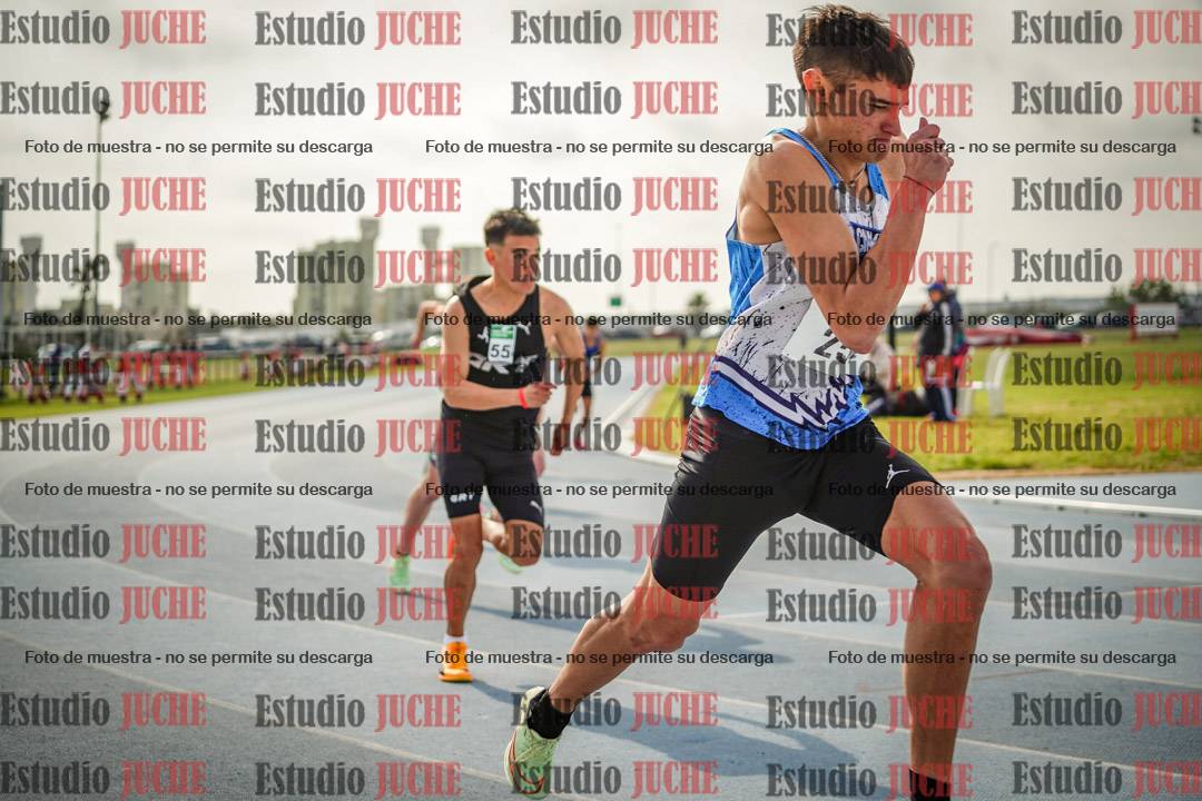 Fotos de los 800 m llanos de varones