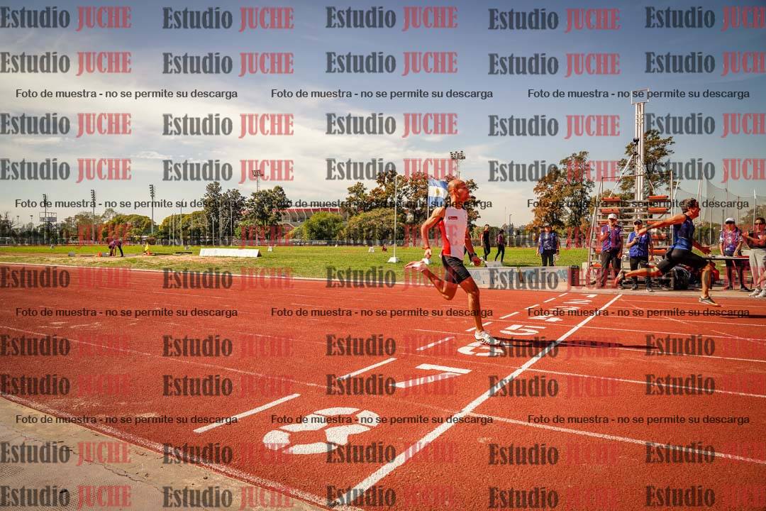 Fotos de los 100 m llanos de varones