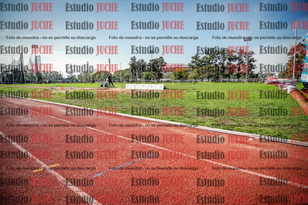 Fotos de los 800 m llanos de varones