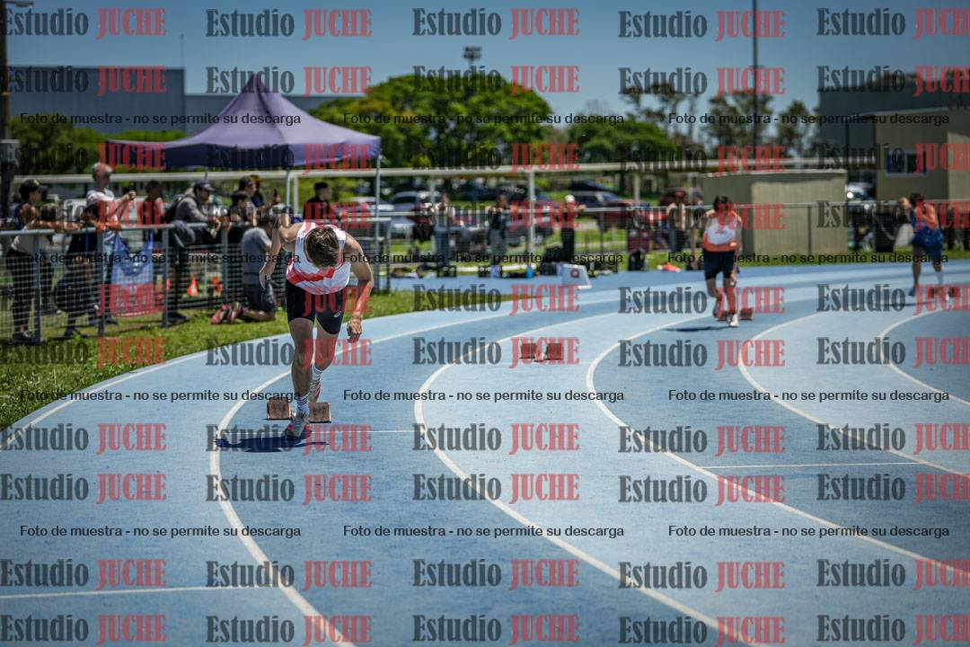 Fotos de los 400 m con vallas de varones