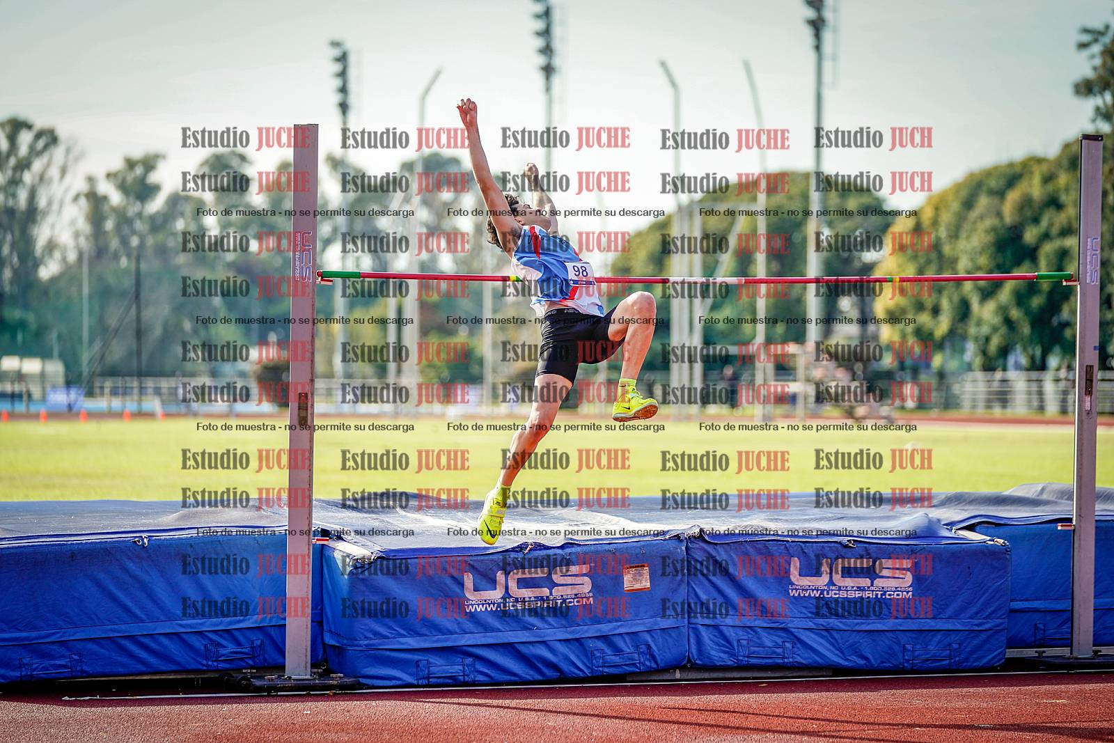 Fotos del salto en alto de varones