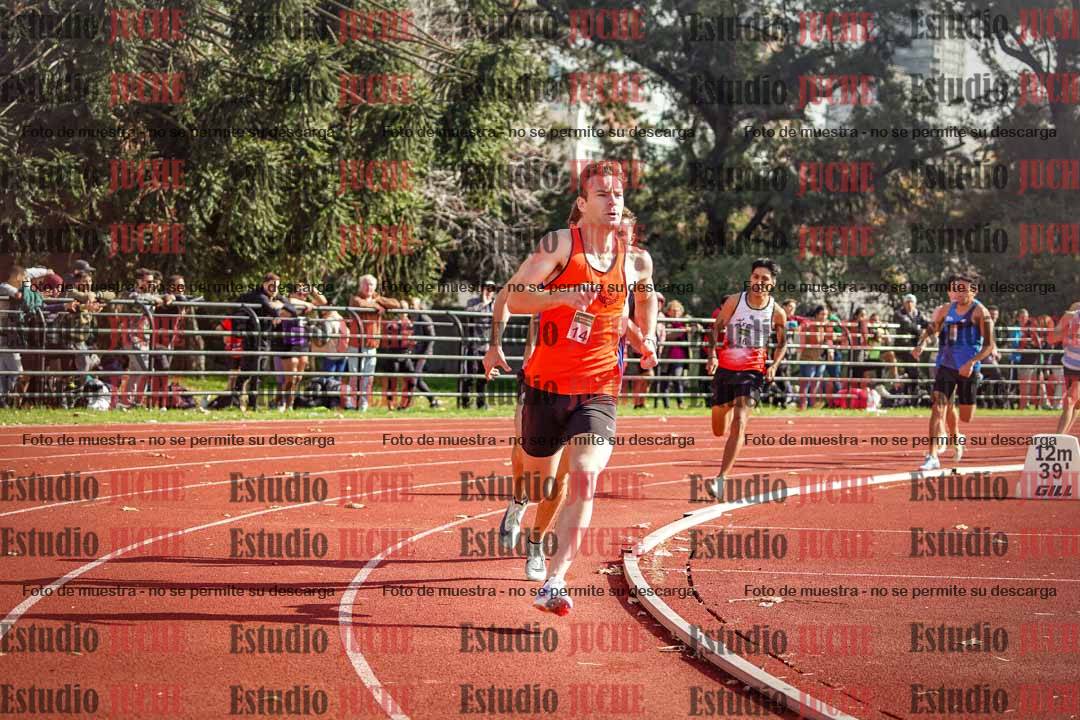 Fotos de los 800 m llanos de varones