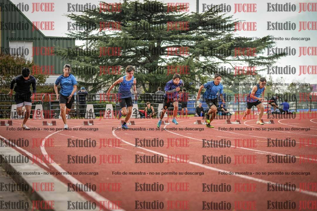 Fotos de los 100 m llanos de varones