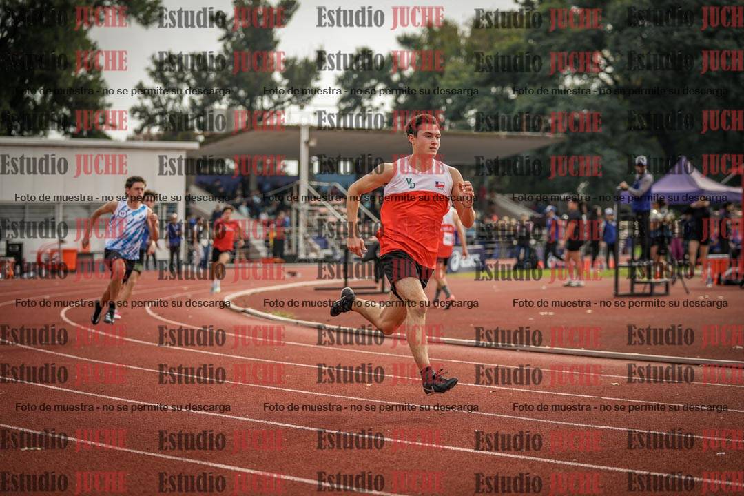 Fotos de los 400 m llanos de varones