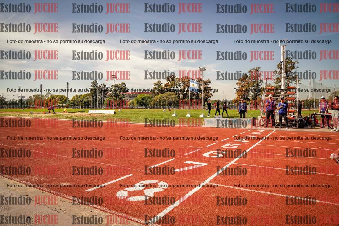 Fotos de los 100 m llanos de varones