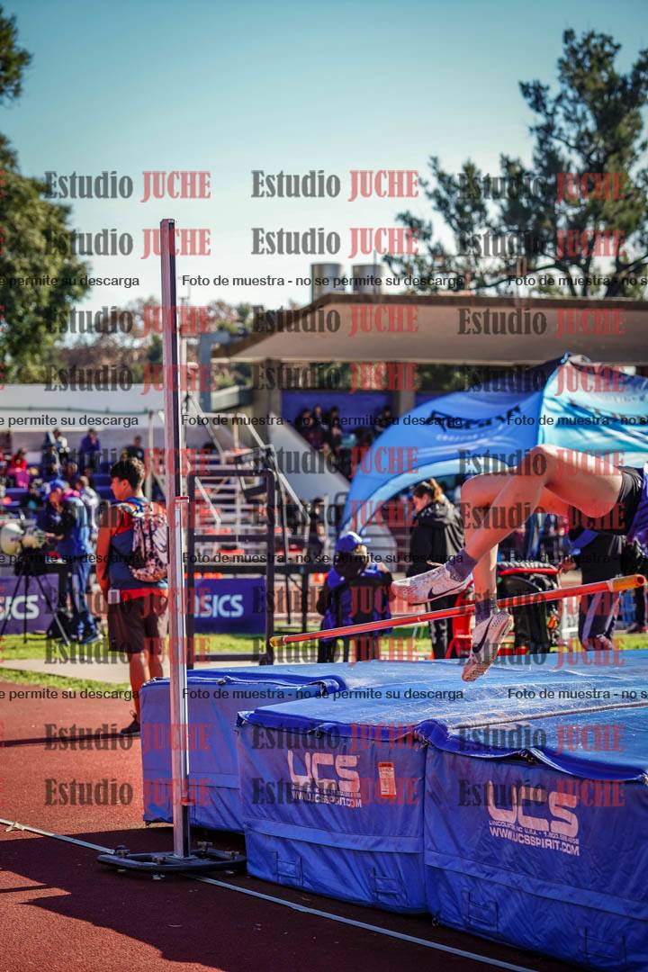 Fotos del salto en alto de mujeres