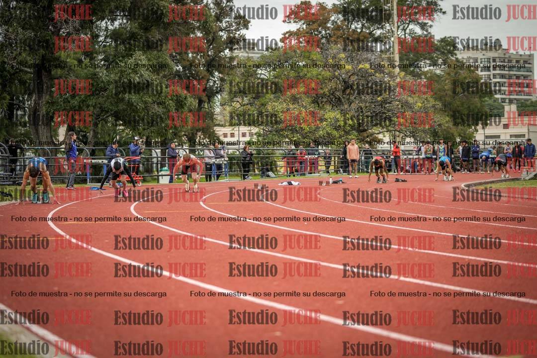 Fotos de los 200 m llanos de varones