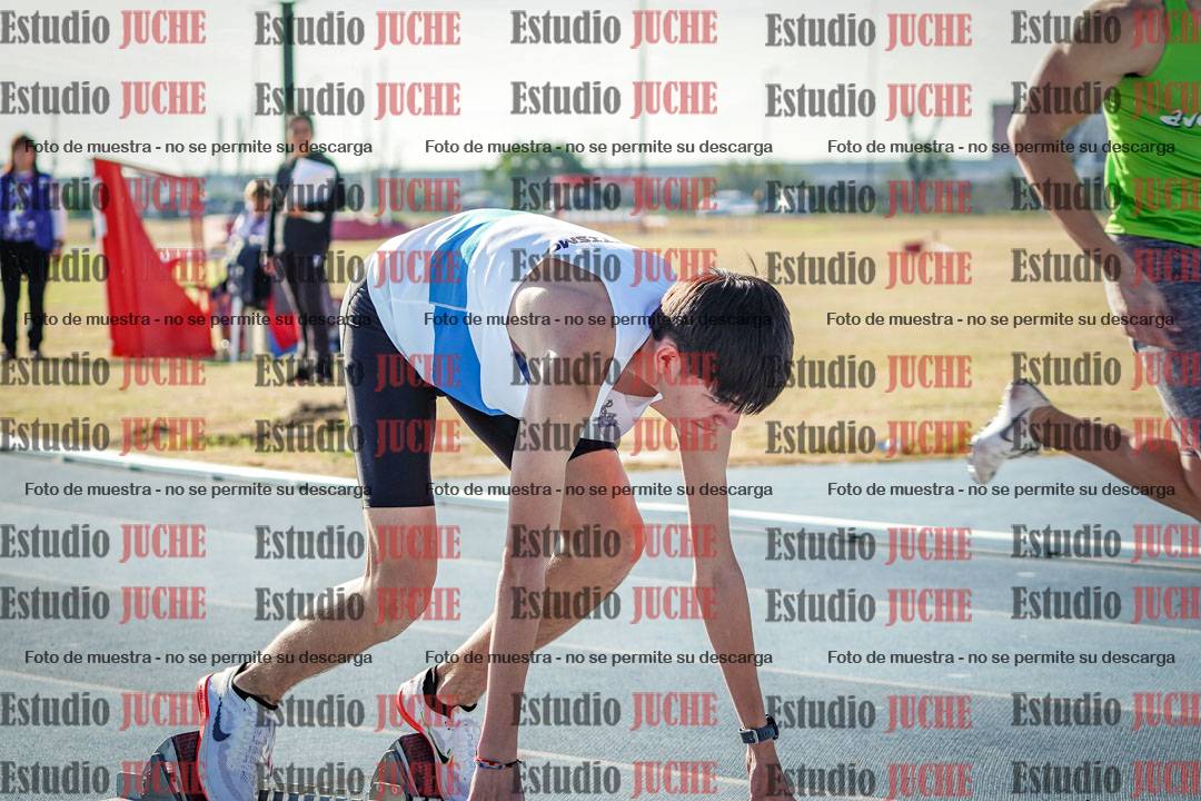 Fotos de los 400 m llanos de varones