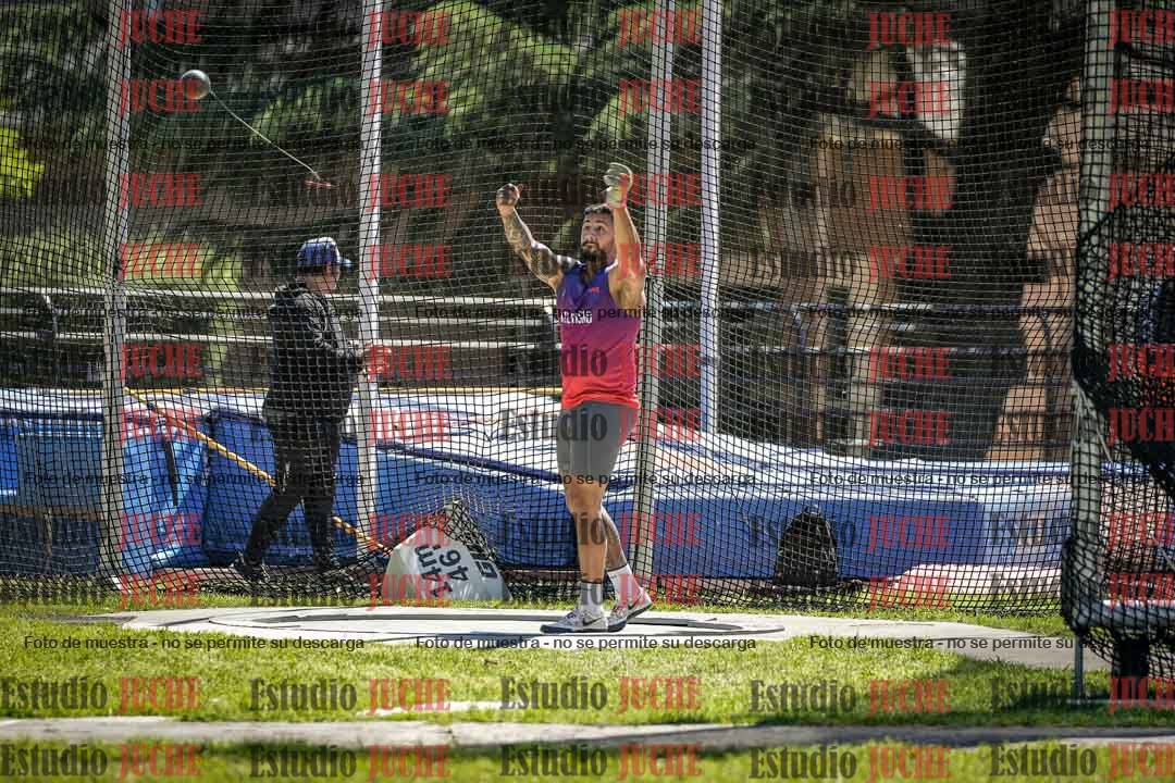 Fotos del lanzamiento de martillo de varones
