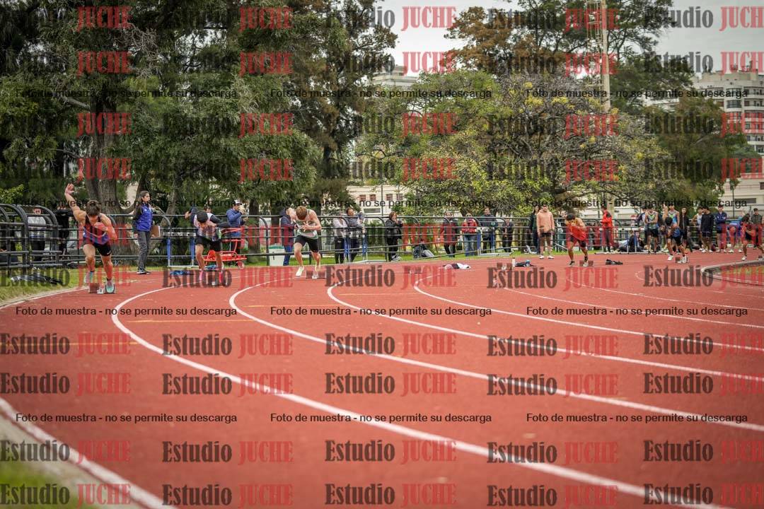 Fotos de los 200 m llanos de varones